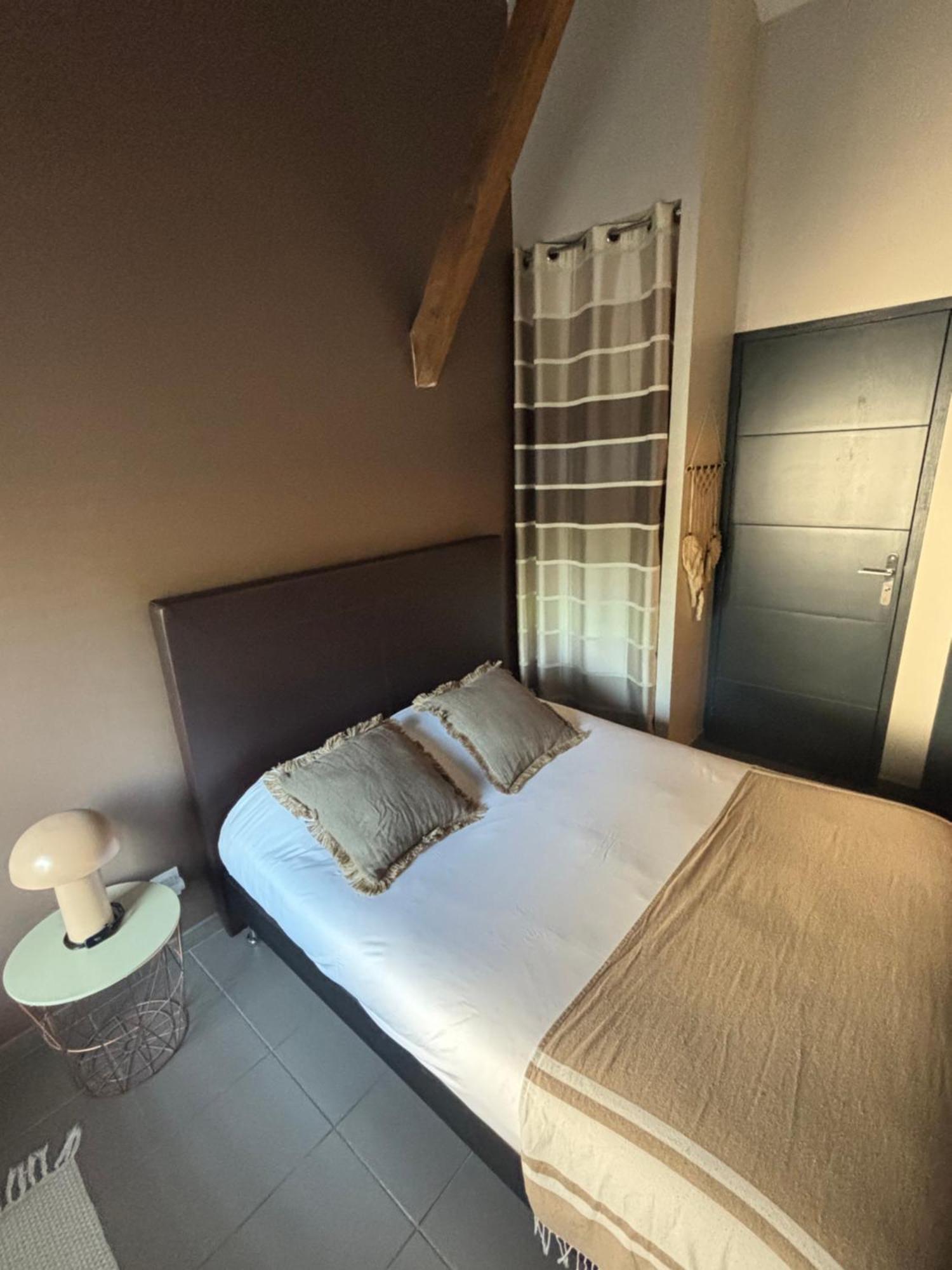 טאסן-לה-דמי-לון Demeure & Dependance - Chambres D'Hotes Depuis 2012 מראה חיצוני תמונה